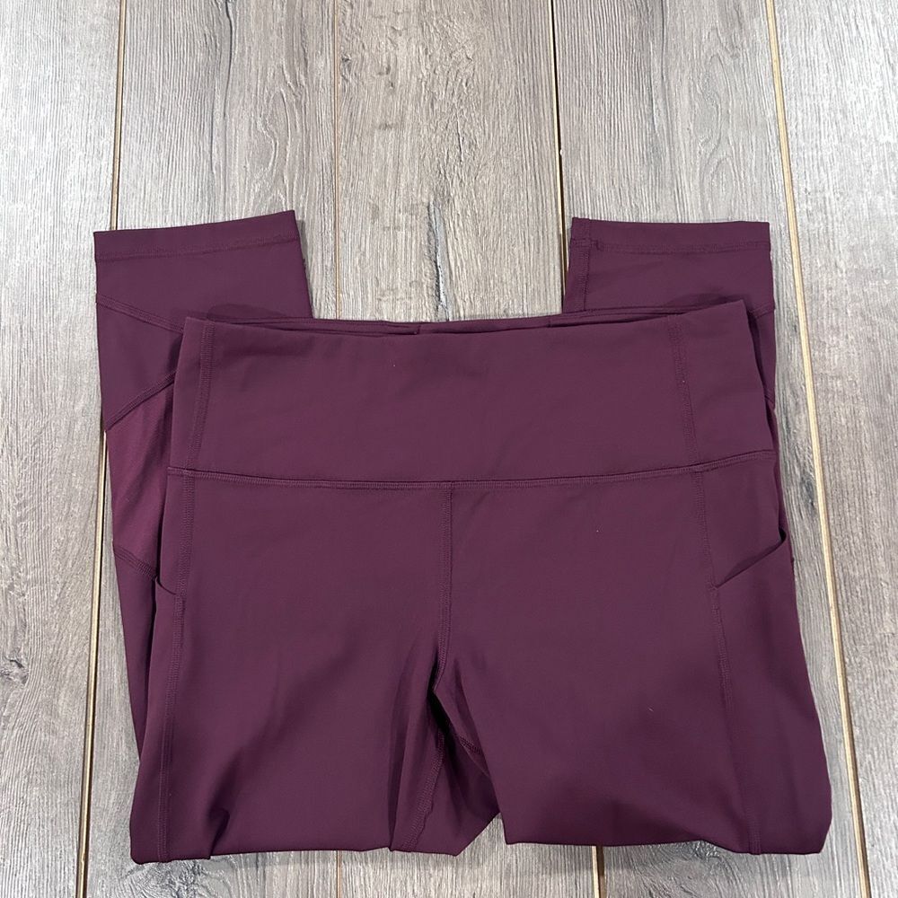 Lululemon Pace Rival High Rise Crop 22” - Picture 2 of 3